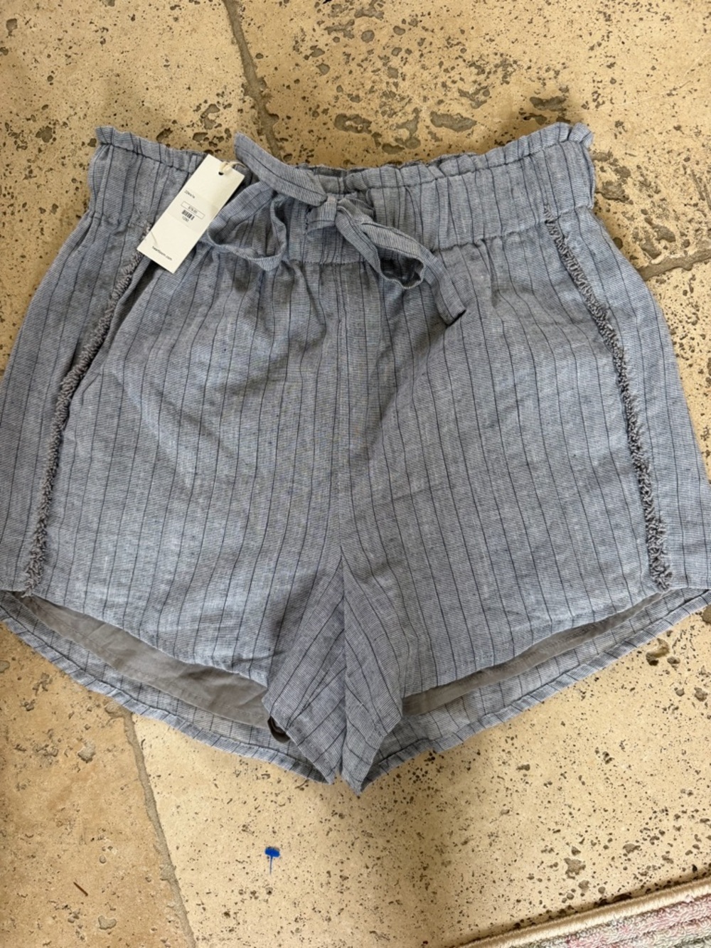 NWT HEARTLOOM gracie short in chambray stripe sz small